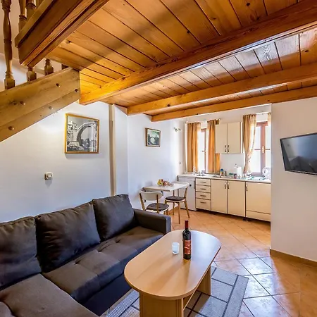 Apartamento Old Bridge Cedar Loft *