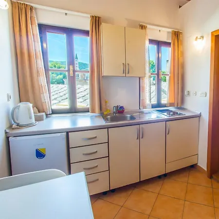 Old Bridge Cedar Loft * Mostar