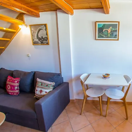 Apartamento Old Bridge Cedar Loft *