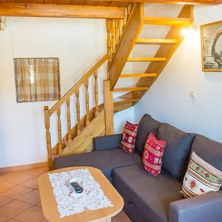 Old Bridge Cedar Loft Apartamento